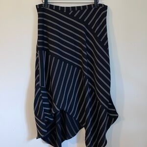 Calvin Klein Black and White Striped Skirt Size 10